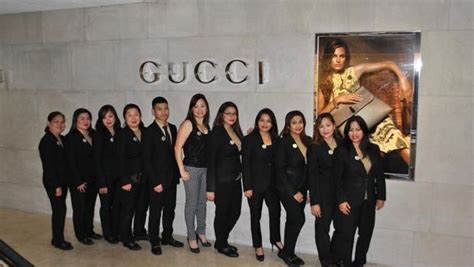 employee store Gucci